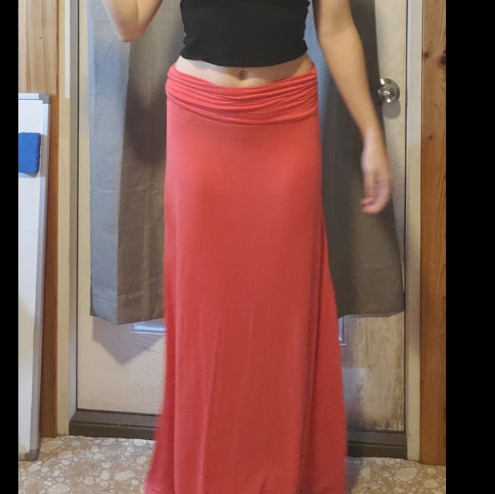 Coral Maxi skirt